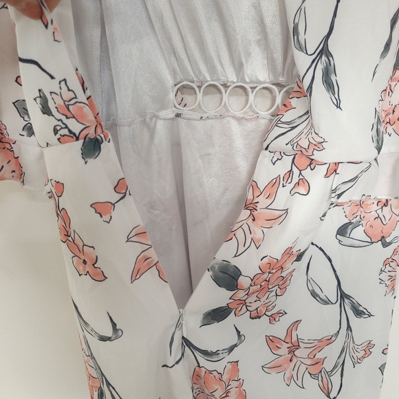 Women's Floral Print Ruffles Mini Dress V Neck Batwing Short Sleeve. # 91 - Picture 9 of 14